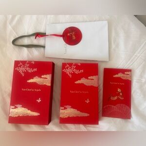 Van Cleef & Arpels Gift Box Set, red envelopes